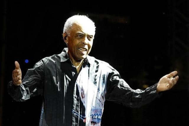 Gilberto Gil segue internado no hospital com insuficiência renal