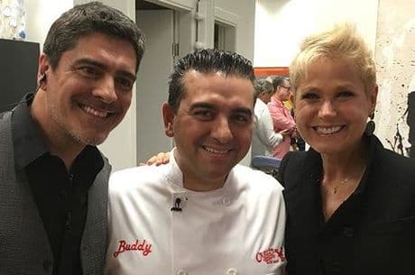 Buddy Valastro, do "Cake Boss", se oferece para fazer bolo de 18 anos de Sasha