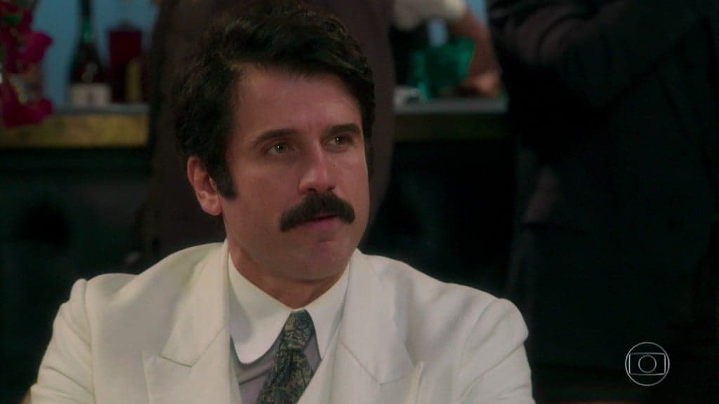 Ernesto (Eriberto Leão) em cena de "Êta Mundo Bom" (Foto: Reprodução/Globo) Ernesto (Eriberto Leão) em cena de "Êta Mundo Bom" (Foto: Reprodução/Globo)
