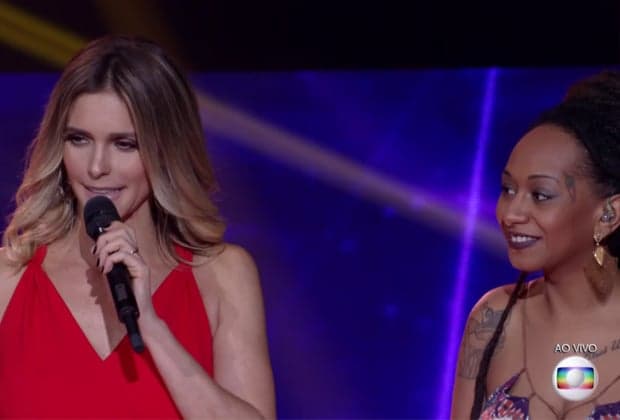 Sem disfarçar, Fernanda Lima fica sem graça ao saber nome da filha de participante do "SuperStar"