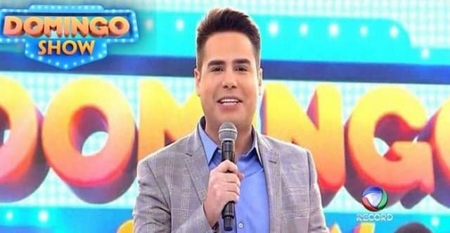 Porque o "Domingo Show" vence o "Domingo Legal" na audiência