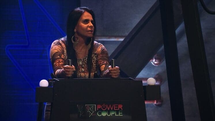 "Power Couple" bate recorde de audiência e faz Record se distanciar do SBT