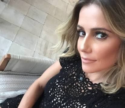 "Não arriscaria minha filha", diz Deborah Secco sobre dieta
