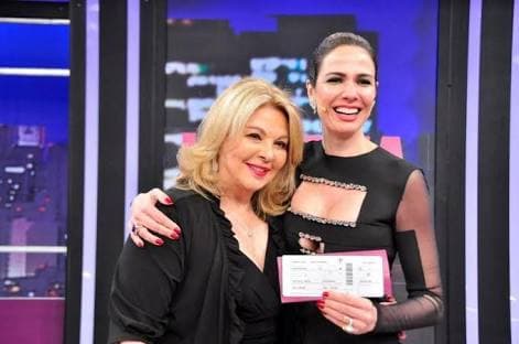 Mãe de Luciana Gimenez revela que filha já foi sequestrada pelo pai