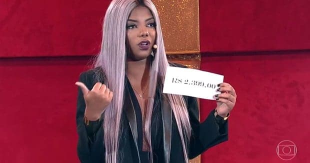 Cantora Ludmilla aparece irreconhecível após nova cirurgia plástica