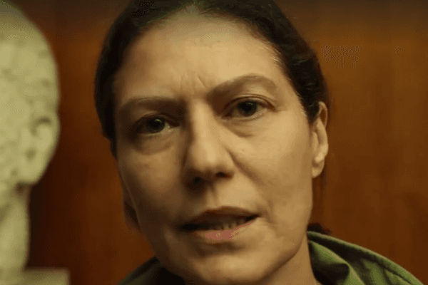 Patrícia Pillar participa de manifestação contra o fim do Ministério da Cultura