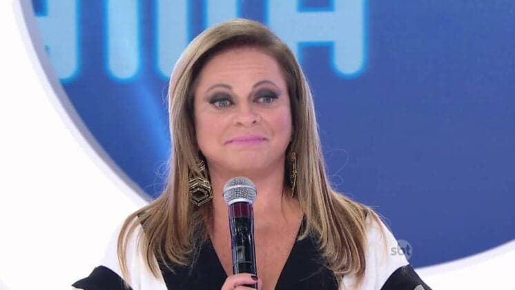"Eu quero morrer no SBT", afirma Christina Rocha