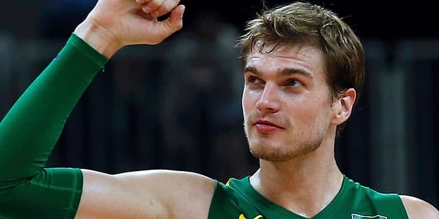 Machucado, Thiago Splitter será comentarista dos jogos de basquete na Globo