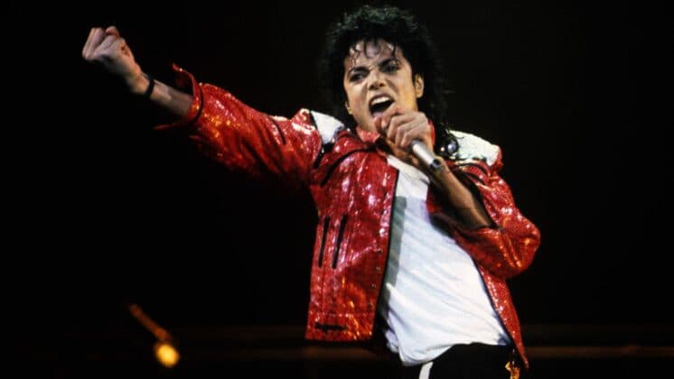 Lado obscuro de Michael Jackson volta à tona em documentos