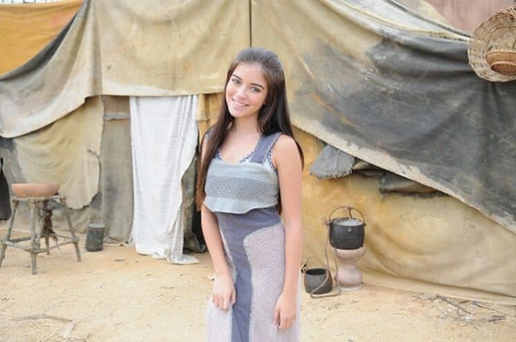 Atriz de "Os Dez Mandamentos" fala sobre o excesso de trabalho na novela