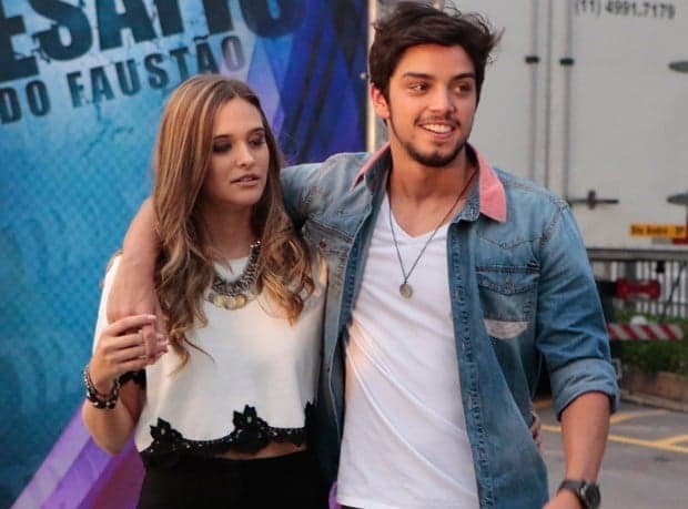 Rodrigo Simas fará par romântico com Juliana Paiva em "Totalmente Demais"