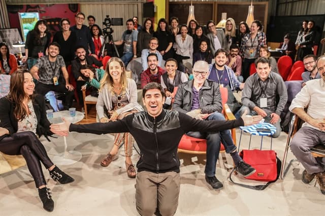 Globo levará ao ar reality show com jovens no Globo Lab