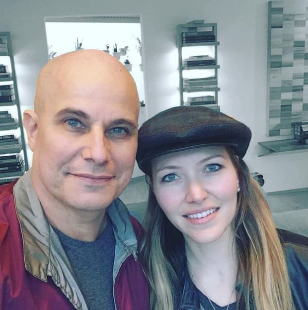 Namorada de Edson Celulari comenta sobre câncer do ator: "diamante sendo lapidado"