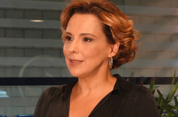 Ana Beatriz Nogueira é escalada para próxima novela das 19h