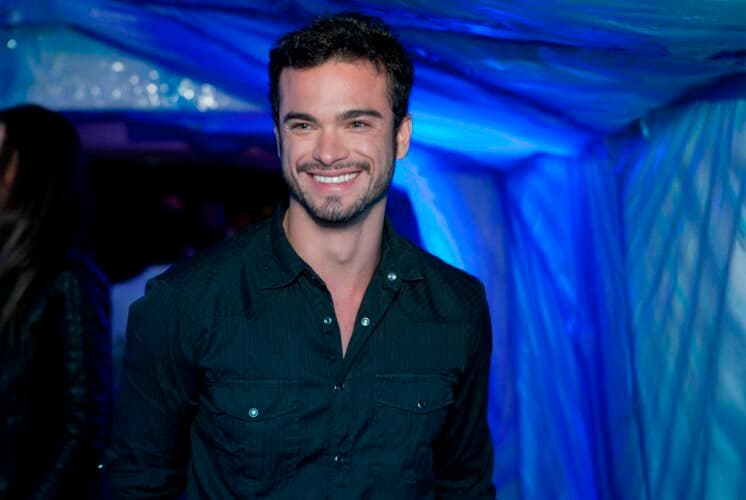 Elenco da Record grava duas novelas simultaneamente, com jornada dupla de trabalho
