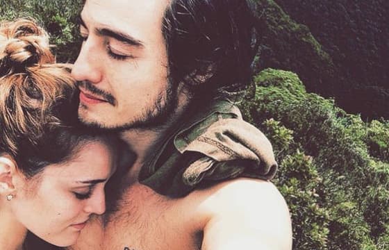 "Isabelle Drummond não ficou com ciúme da Bruna Marquezine", afirma Tiago Iorc