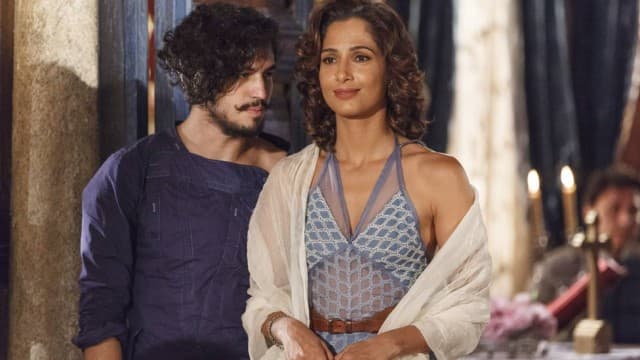 "Velho Chico": Tereza e Miguel fazem as pazes durante festa
