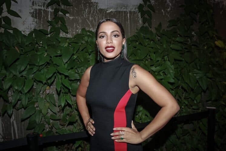 Anitta é acusada de abandonar show em Goiânia e revolta fãs