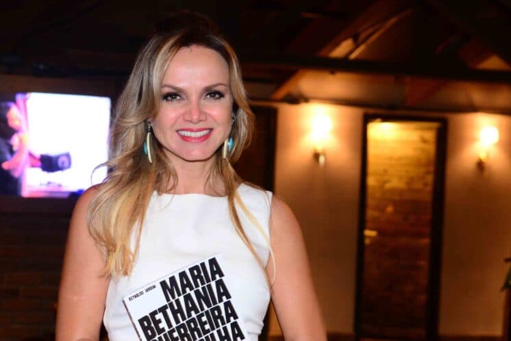 SBT renova contrato milionário com Eliana por mais três anos; saiba quanto ela deve faturar!