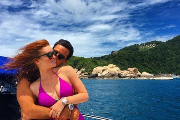 Marina Ruy Barbosa aparece em foto romântica com o namorado durante férias