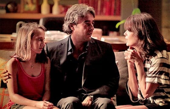 Bruna Griphao, de "Haja Coração", mostra como cresceu desde "Avenida Brasil"