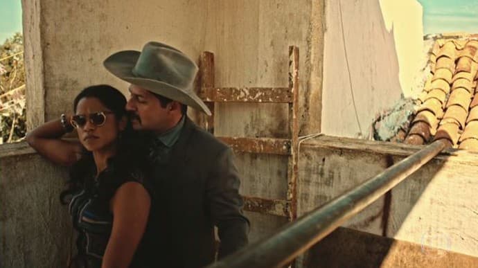 "Velho Chico": Luzia trai e se deita com Carlos