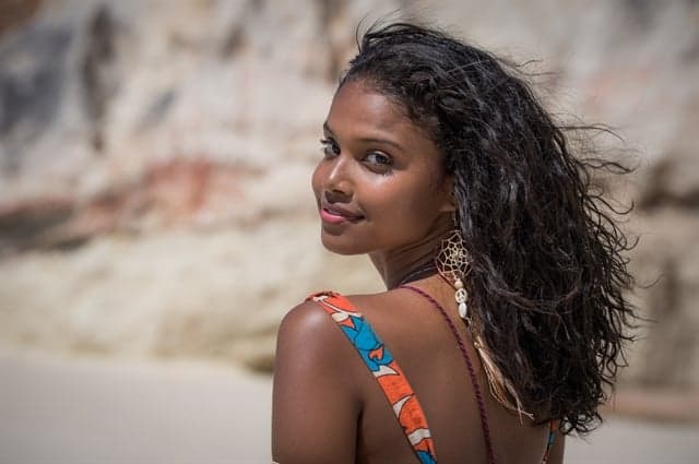 Atriz de "Malhação" fala sobre acidente no carnaval