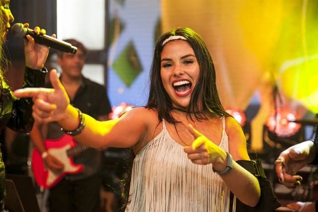 "BBB17": Munik diz que quer Mayara e Vivian fora e causa confusão com seguidores