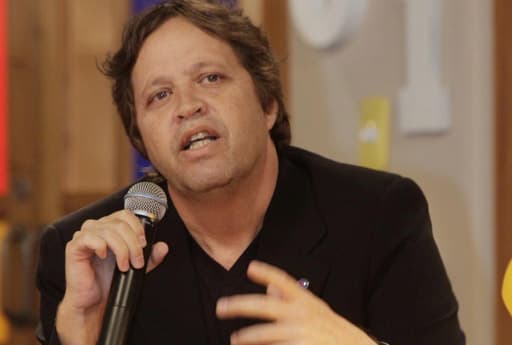 Record escala diretor para a novela "Belaventura"