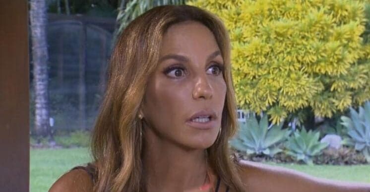 Ivete Sangalo ajuda família pobre que conheceu em trio, mas não gosta que informação seja divulgada