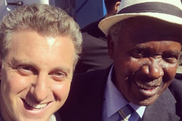 Mico! Luciano Huck não é reconhecido por telespectador