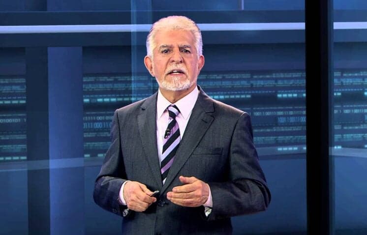 Domingos Meirelles renova seu contrato com a Record por longo período