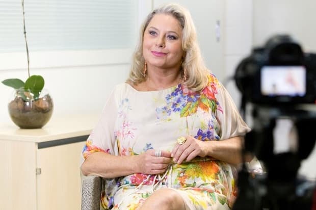 Mesmo afastada das novelas, Vera Fischer fatura alto na Globo