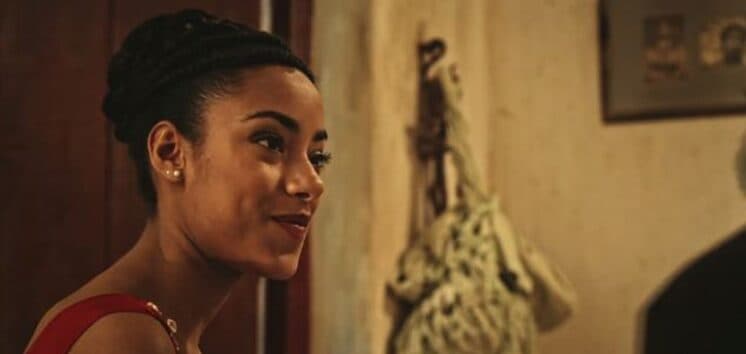 "Velho Chico": Após terminar namoro, Sophie beija Lucas