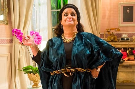 Após sucesso, Globo ressuscita Teodora Abdala em "Haja Coração"
