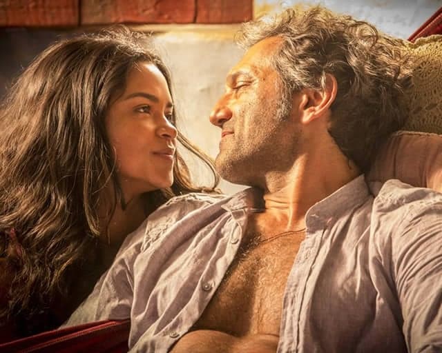 "Velho Chico": Luzia surpreende e aceita pedido de divórcio de Santo