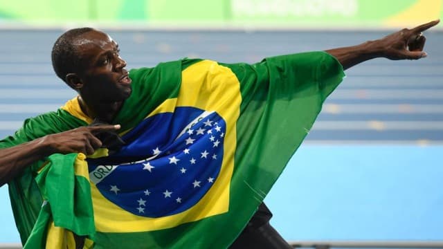 Vazam fotos íntimas de Usain Bolt com estudante carioca
