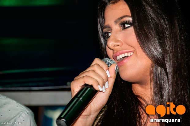 Após affair com Cauã Reymond, funkeira começa a namorar ator de "Carrossel"