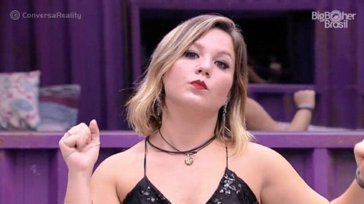 Vice-campeã do "BBB16", Cacau colocará silicone e fará lipoaspiração