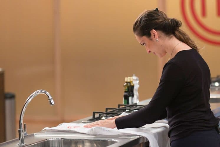 Eliminada do "MasterChef", Raquel dispara: "A cozinha do MasterChef é só o início"