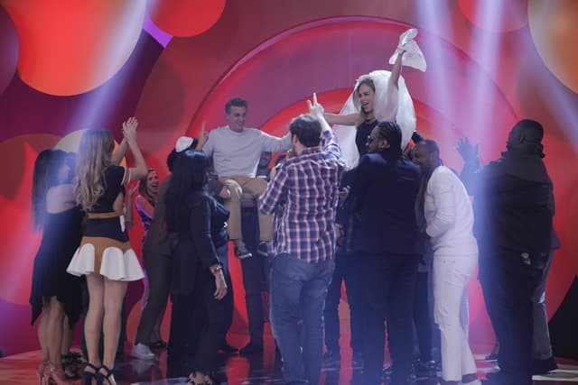 "Esquenta!" estreia novo formato com Angélica e Huck