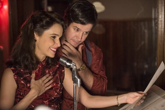 Globo vai usar drama romântico para contar história da TV em minissérie