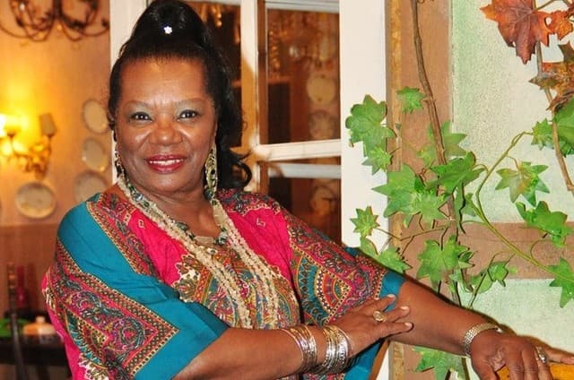 Neusa Borges envia e-mail pedindo emprego à Glória Perez: "Estou sem dinheiro"