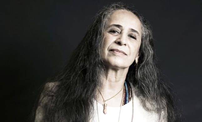 Maria Bethânia grava música inédita para próxima novela das 21h
