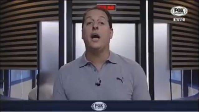 Apresentador do Fox Sports cai em pegadinha e leva susto ao vivo; veja