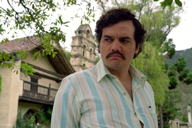 Wagner Moura diz que faz dieta especial para "se limpar" de Pablo Escobar
