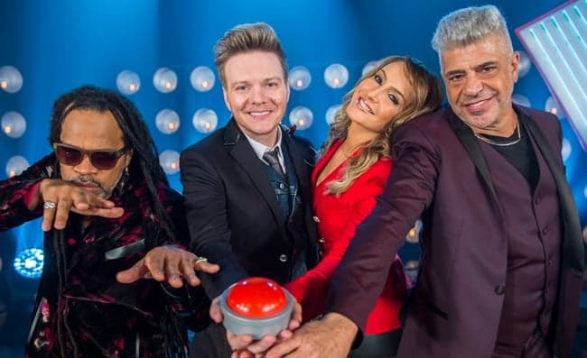 Agendas vazias fizeram jurados pedirem para continuar no "The Voice"