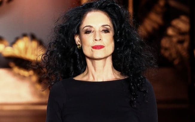 Sônia Braga admite ter feito abortos: "O 1º foi aos 17 anos"