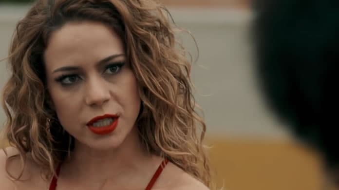 "Justiça": Kellen é humilhada por Celso e se muda para quarto das prostitutas