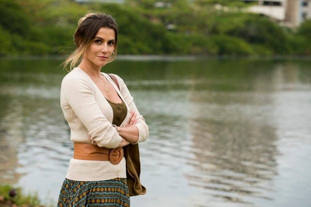 "Choro pra sair de casa", Diz Deborah Secco sobre trabalho em "Malhação"
